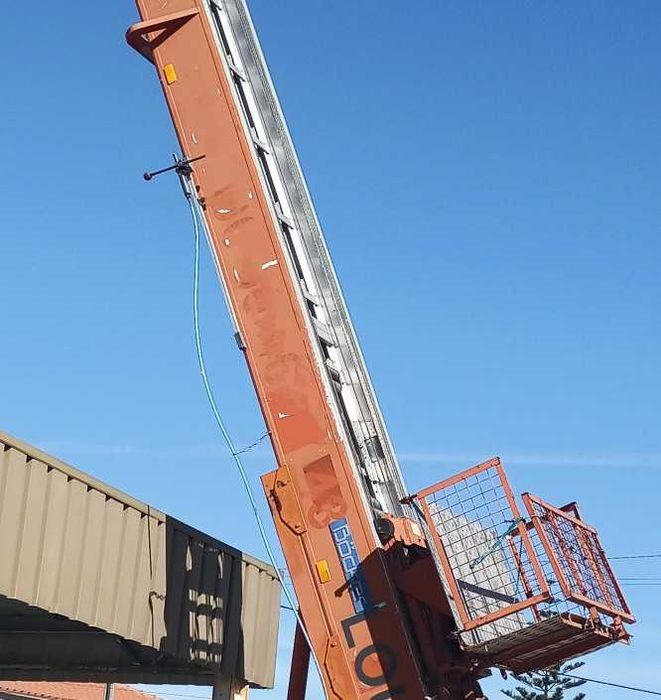 Troco/ Vendo Plataf. Elevador Exterior Monta Cargas/ Moveis vertical