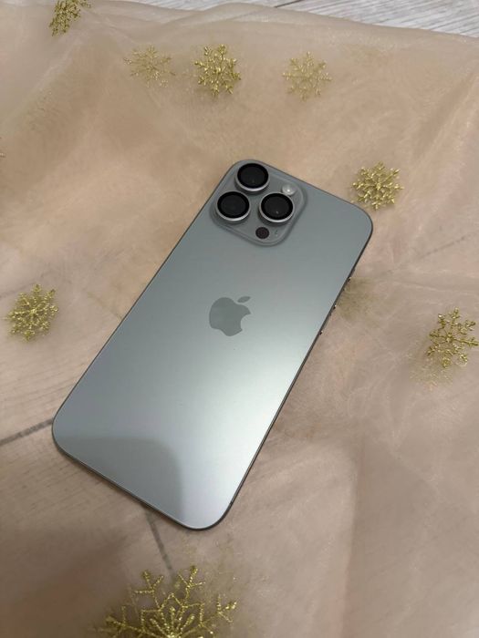 Продам iPhone 16 pro max 256gb CЄ