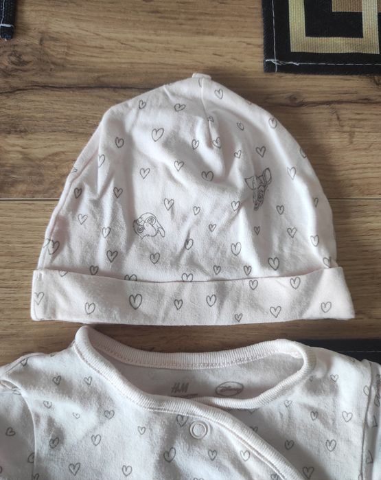 Rampers+czapka H&M ,rozm. 68 .