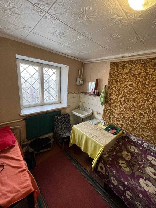 Продам небольшой дом в Терновке с участком