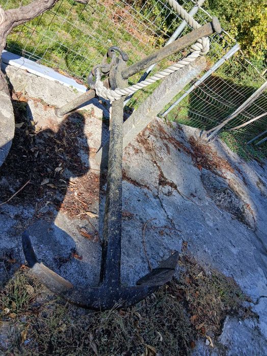 Âncora em ferro fundido