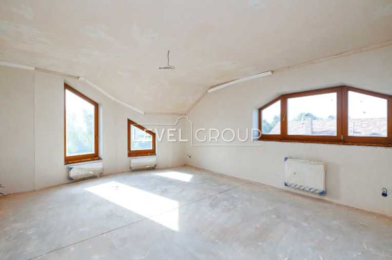 Продаж будинку 457м2, с. Романків, Київська обл.