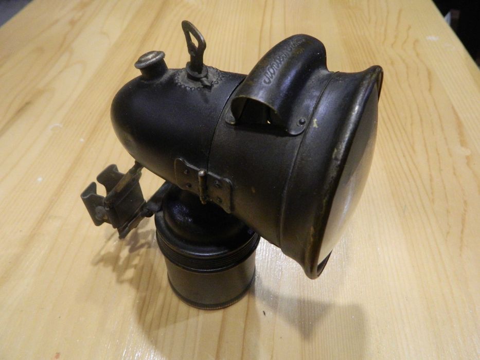 rowerowa lampa karbidowa