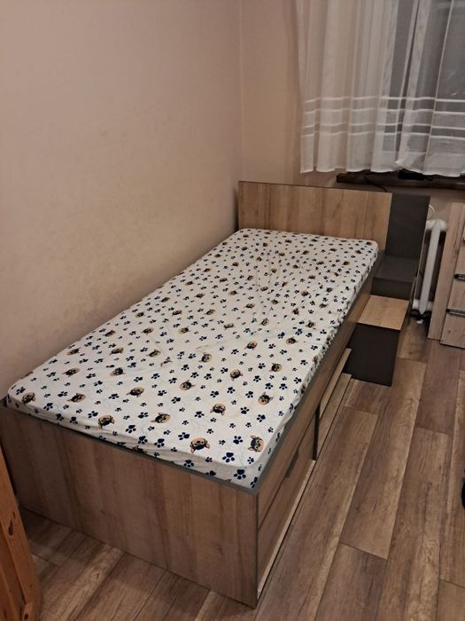 Sprzedam łóżko w dobrym stanie