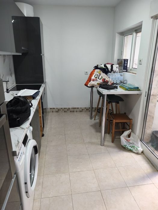 T1 + 1 a 50metros comboio