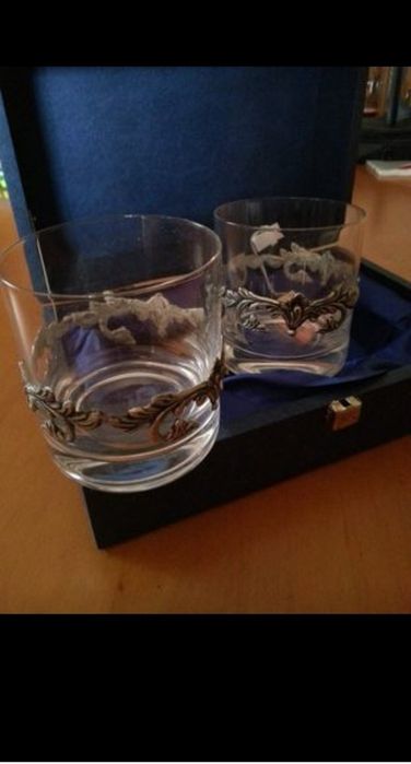 Tin-decorated glass set435182231995688961