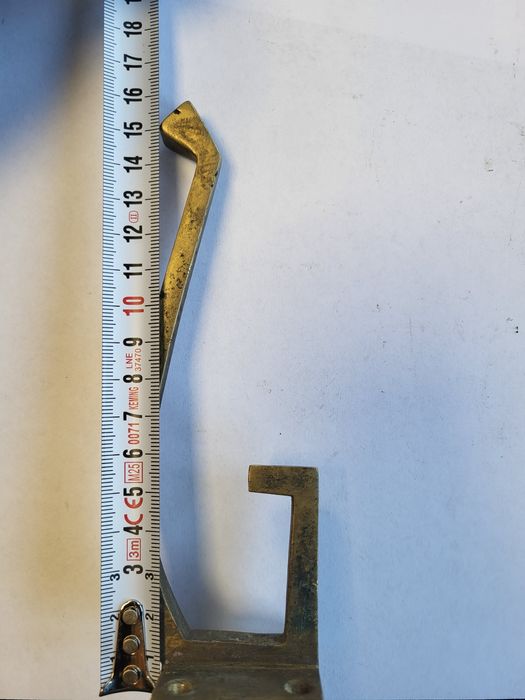 Piękne klasyczne wieszaki z mosiądzu vintage