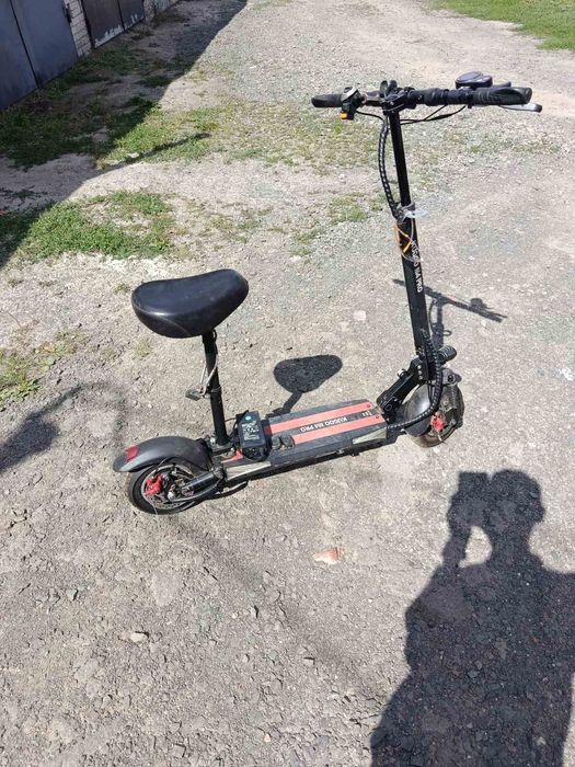Електро самокат Kugo M4 pro
