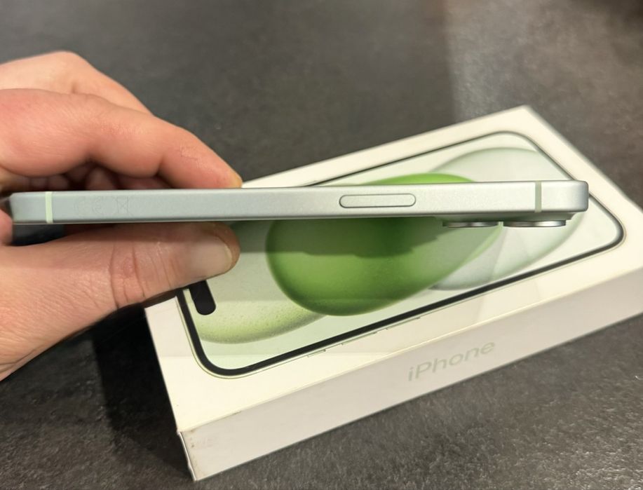 iPhone’a 15  na 256