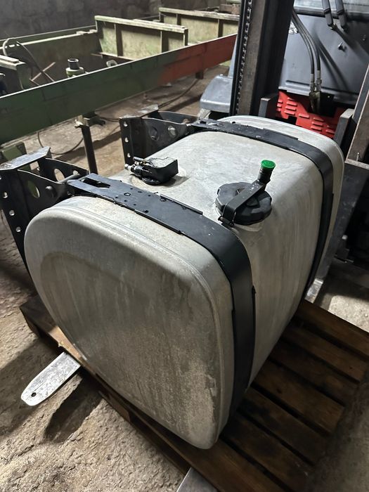 Бак паливний Вольво фш