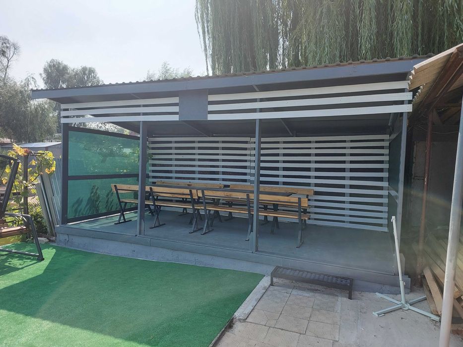 Будинок біля води