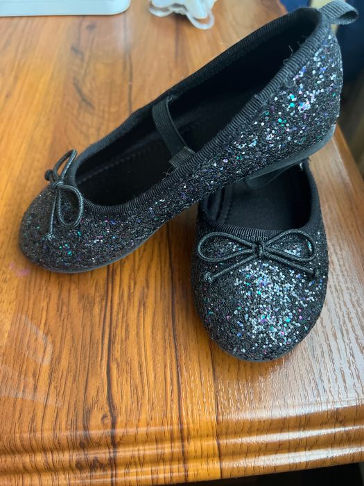 Фірмові балетки H&M ,стан нових