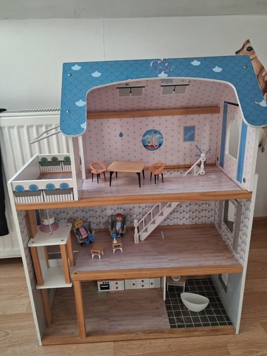 Domek dla lalek używany