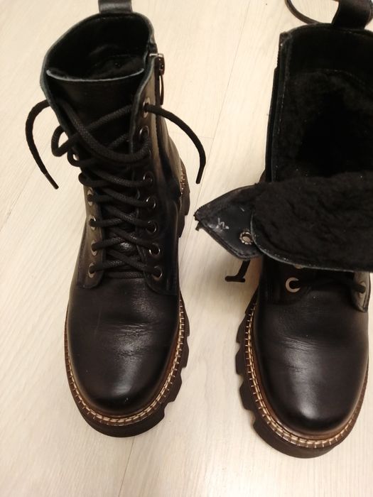 Зимові жіночі сапожкі р37 .