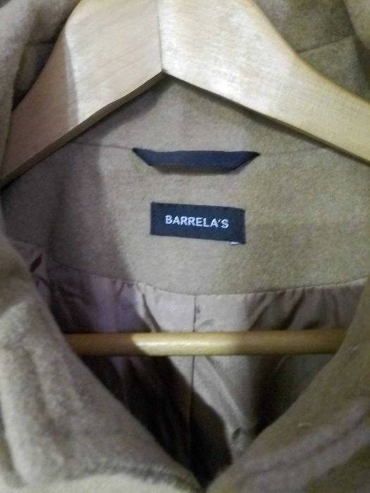 Casaco camel tamanho 42