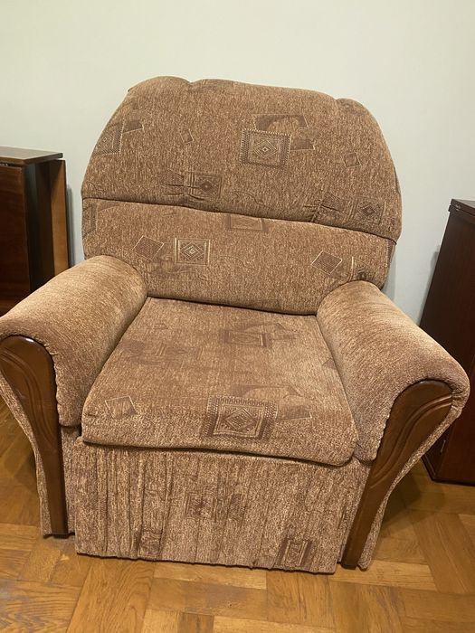 Стінка плюс крісло