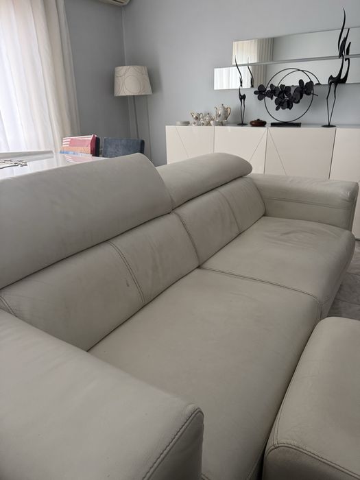 Sofá em pele natural – 3 lugares + puff