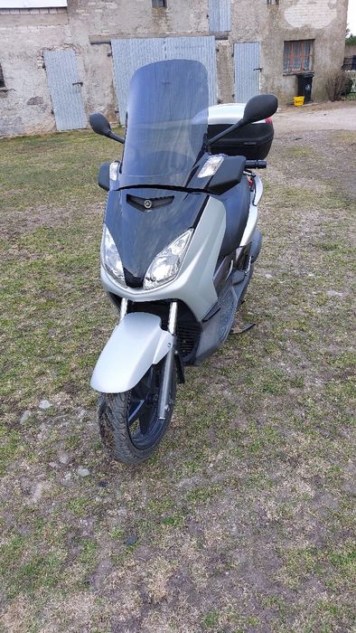 Vamaha x-max 125 cm³