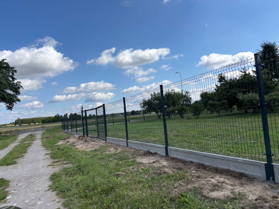 Montaż ogrodzeń panelowych