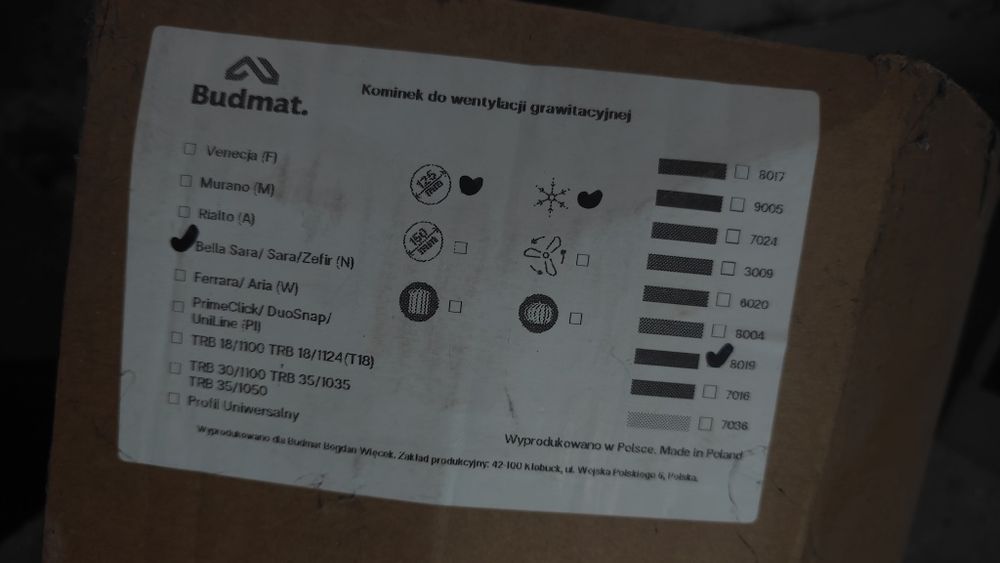 Kominek do wentylacji grawitacyjnej firmy Budmat.