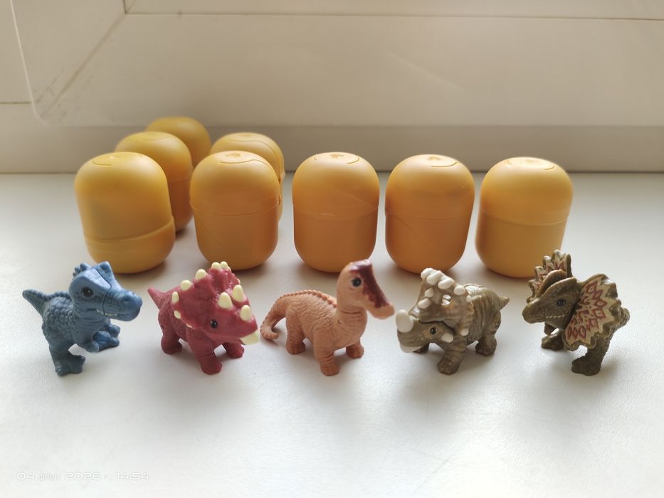 Кіндер динозаври Natoons