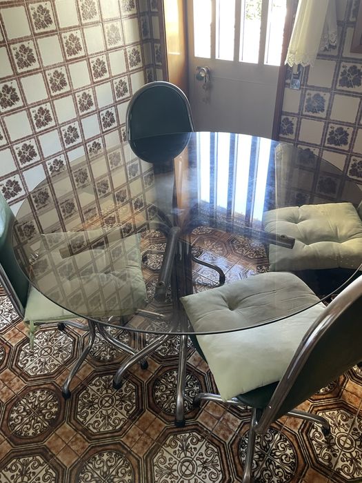 Mesa vintage em vidro e aço inoxidavel