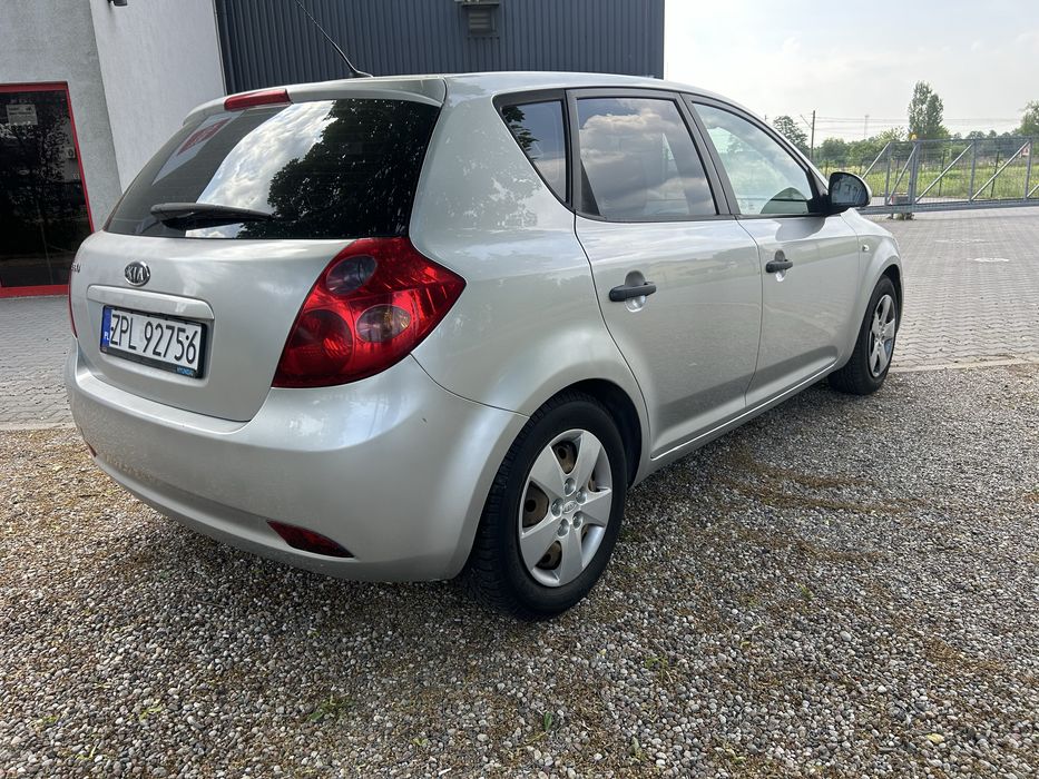 Kia Ceed 1.6 crdi 90km