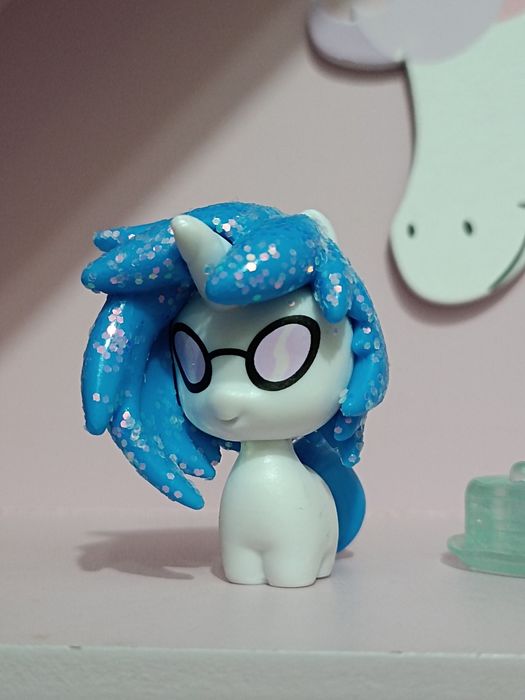 My Little Pony Dj Pon-3 glitter G4 Hasbro figurka MLP