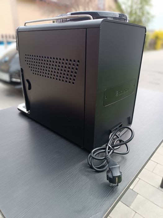 Кавоварка Saeco Xelsis SM7580