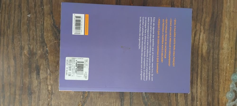 Livro "Retribuições, Premios e Incentivos "