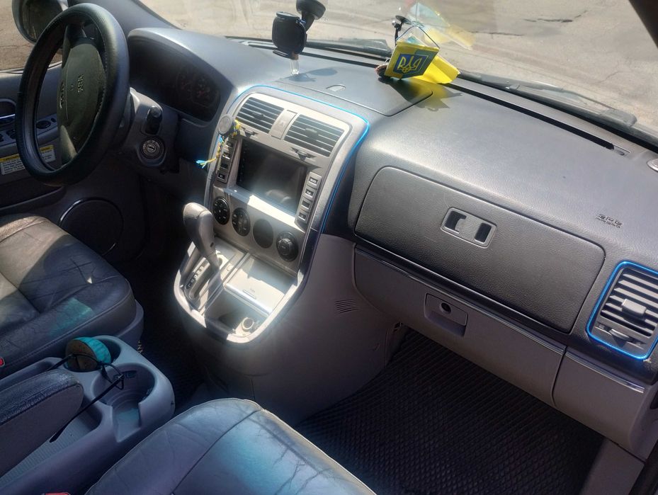 KIA Carnival 2006