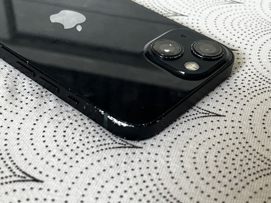 Telefon iPhone 13