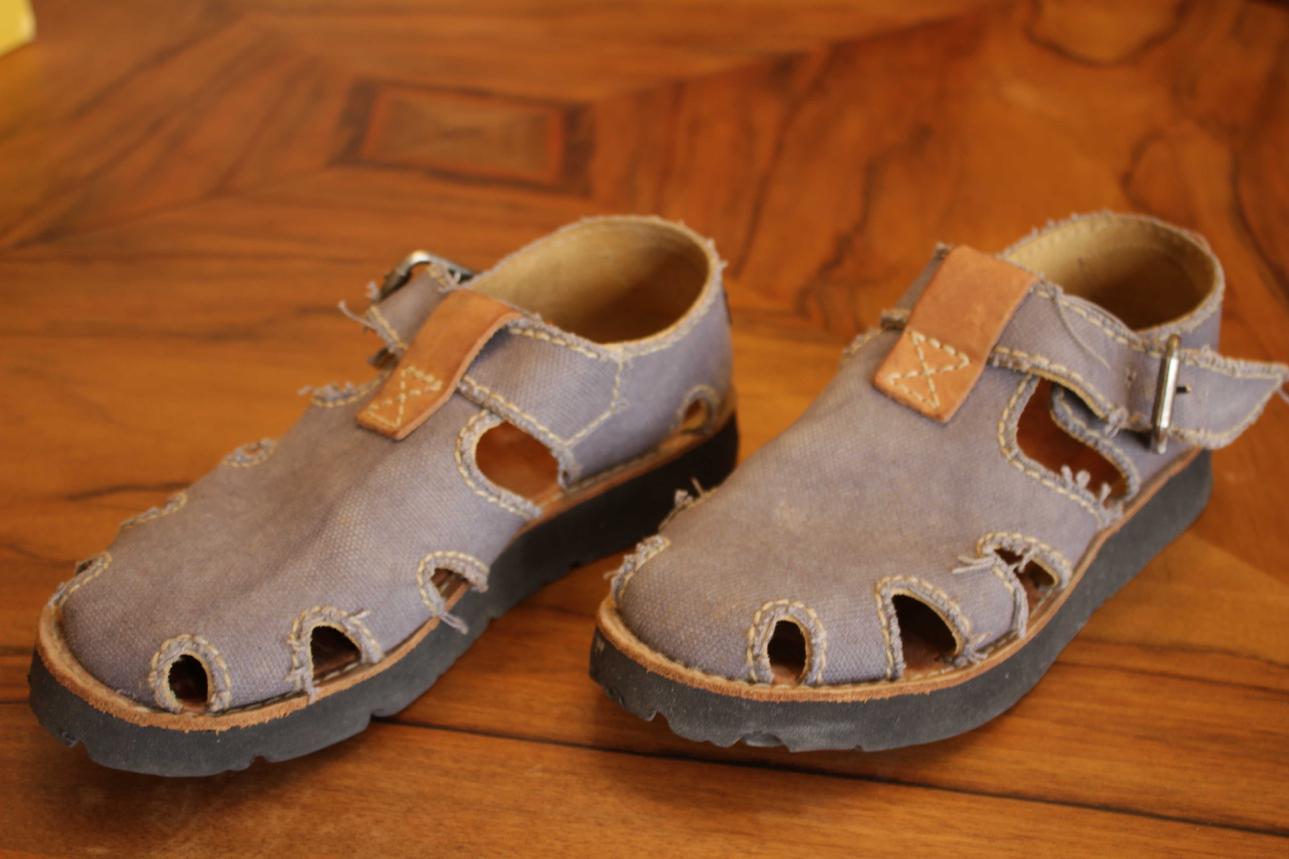 Yellow sales cab sandals