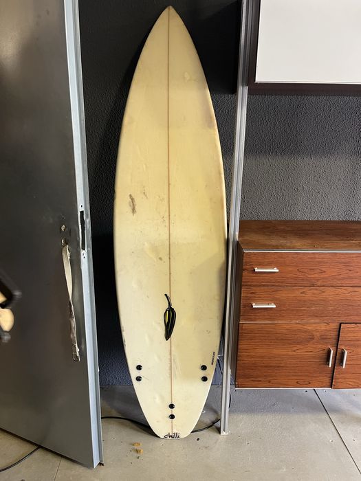 Prancha de surf da famosa marca Chili