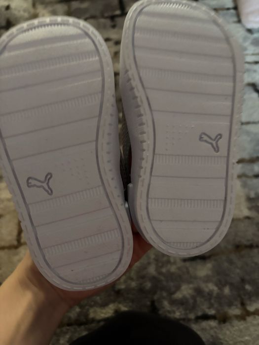 Buty puma dla dziewczynki