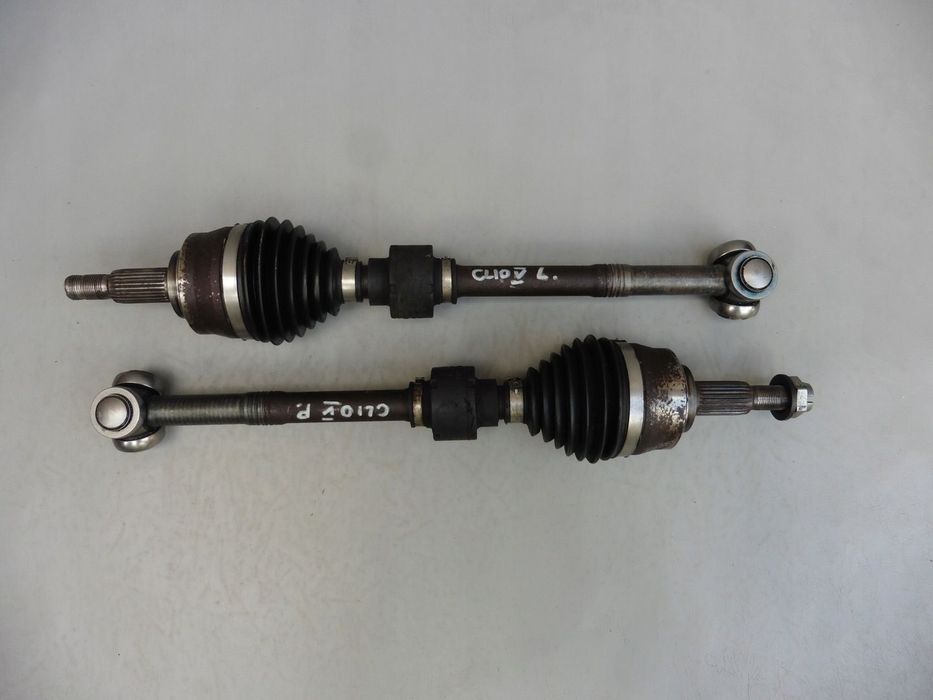 Półoś lewy przód Renault Clio V 1,6 E-TECH