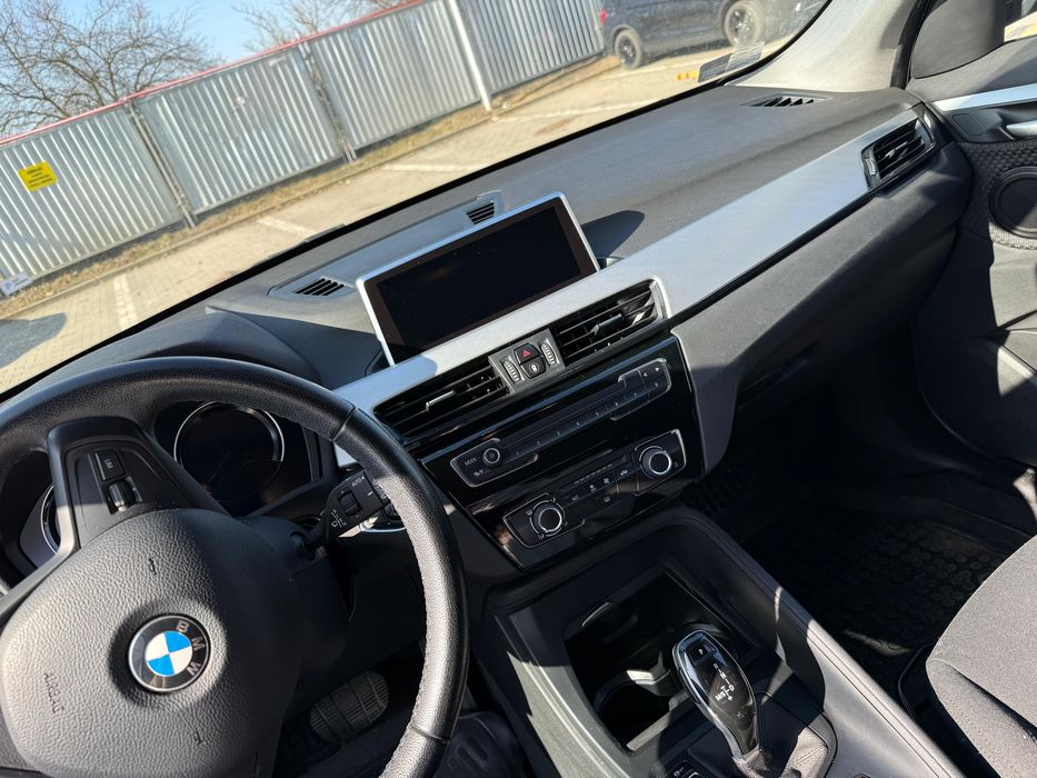 BMW X1 1.8 sdrive benzyna F48