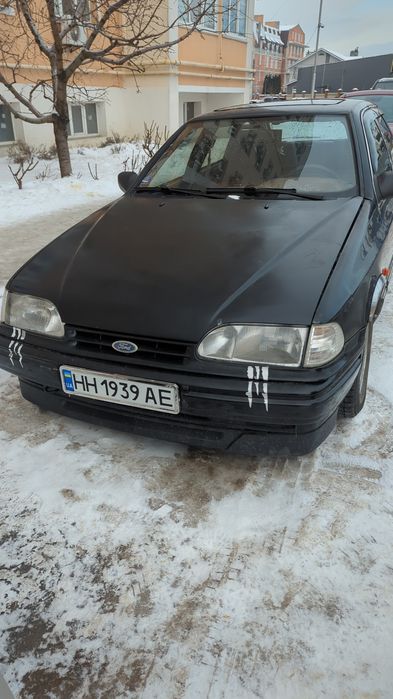 Продам форд Скорпио с переоформлением сразу