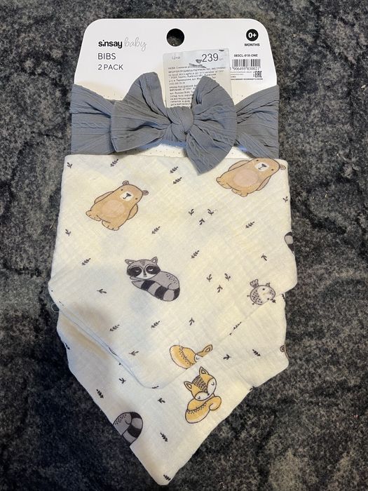 Нагрудник слюнявчик мусліновий повʼязка на дівчинку