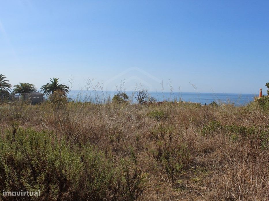 Terreno para construção, com vista mar em Praia da Luz, Algarve