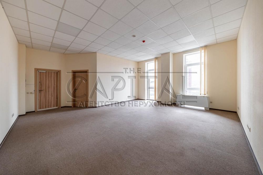 Оренда офісу, вул. Антоновича, БЦ Максим