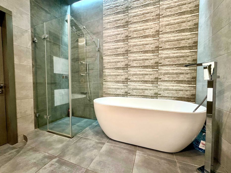 ApartPoltava  Розкішна студія з ЕКСКЛЮЗИВНОЮ ванною подобово ЦЕНТР