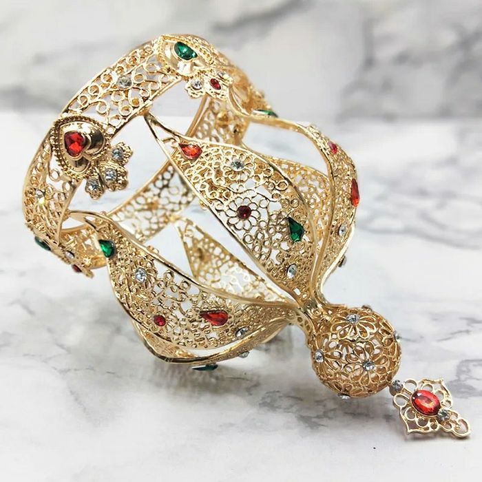 Coroa de Rainha em Metal