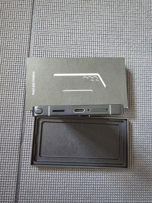 Samsung  Galaxy s25 Ultra