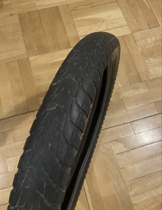 Części bmx (opony,zębatki,suport,gripy,peg)