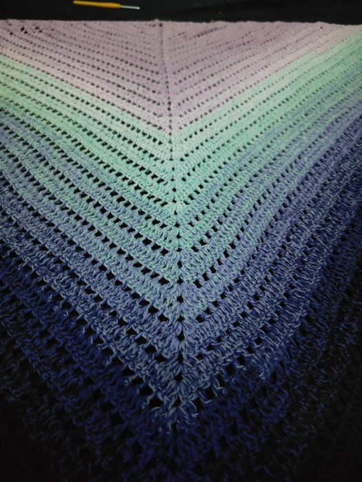 Xaile feito em crochê