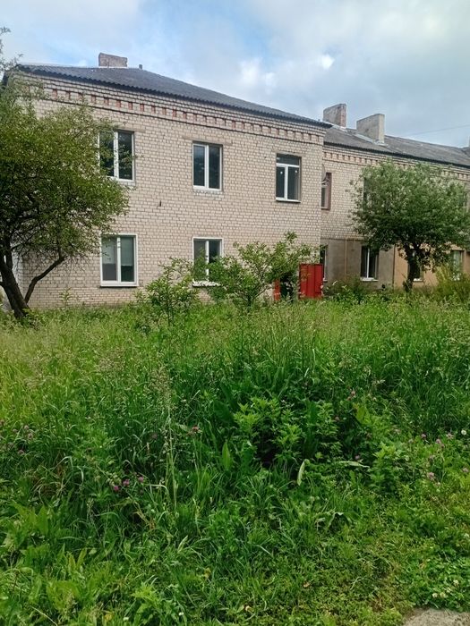 Продам 3 комн. Квартиру 70 м2 2 эт.2эт.дома 19000уе