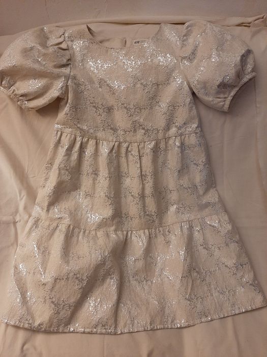 elegancka sukieneczka, błyszcząca,  H&M