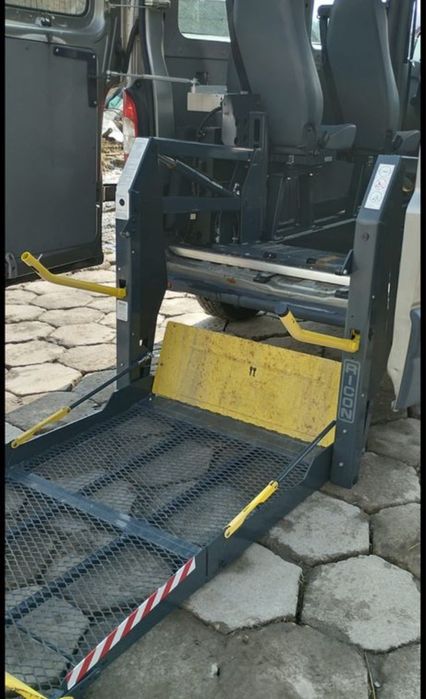 Winda inwalidzka inwalida pilot wozek renault master