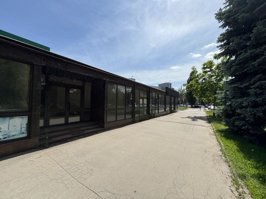 Оренда торгівельного приміщення 40 м.кв, під маназин, послуги, кафе.